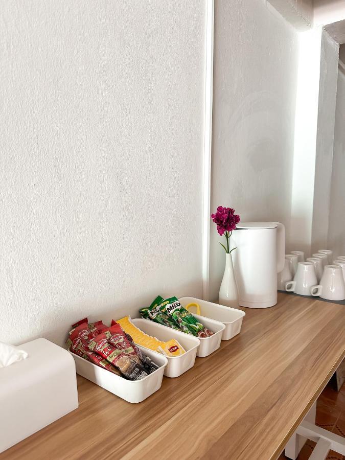 Montana Hotel & Hostel Phuket Karon Zewnętrze zdjęcie