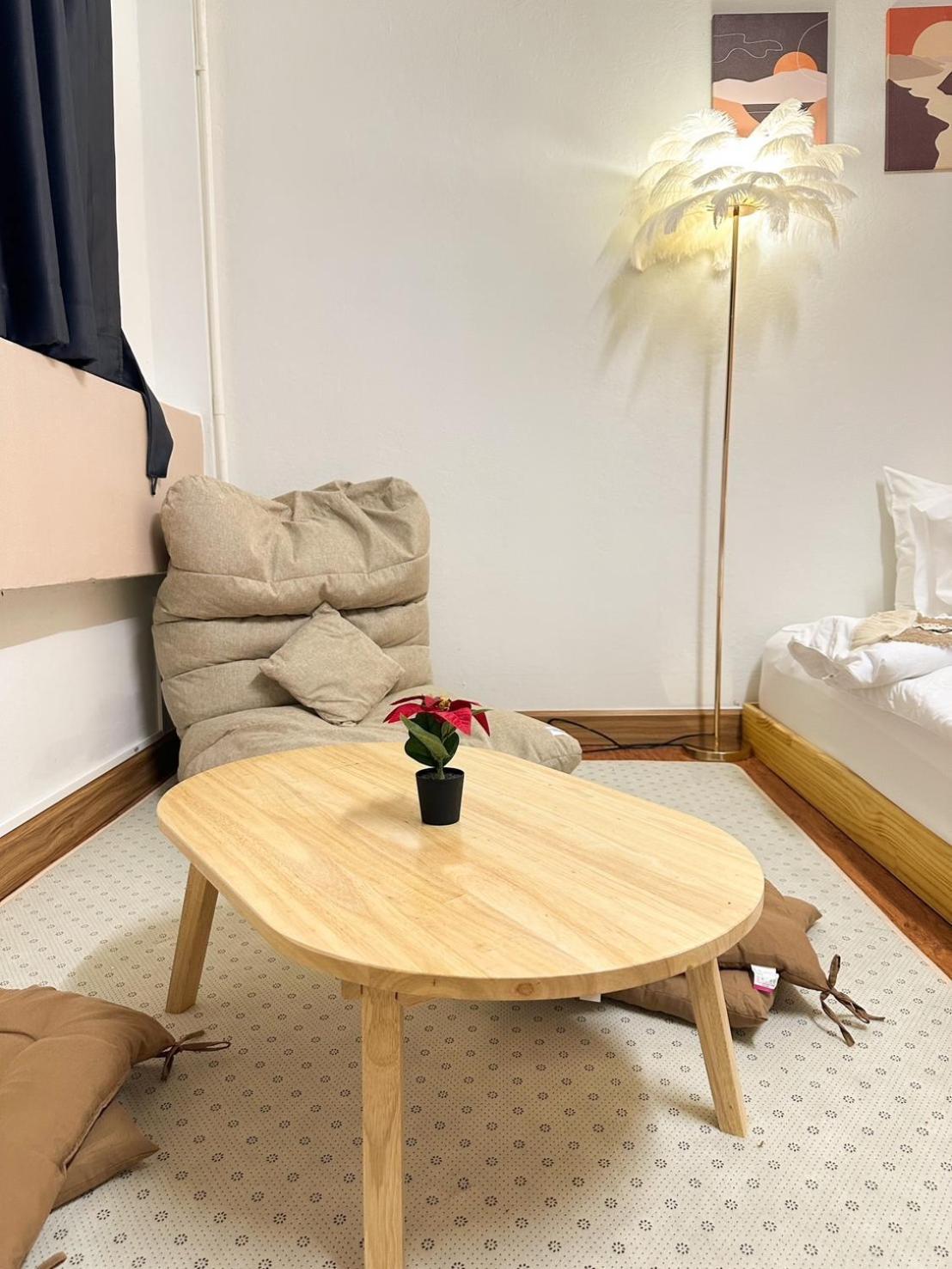 Montana Hotel & Hostel Phuket Karon Zewnętrze zdjęcie
